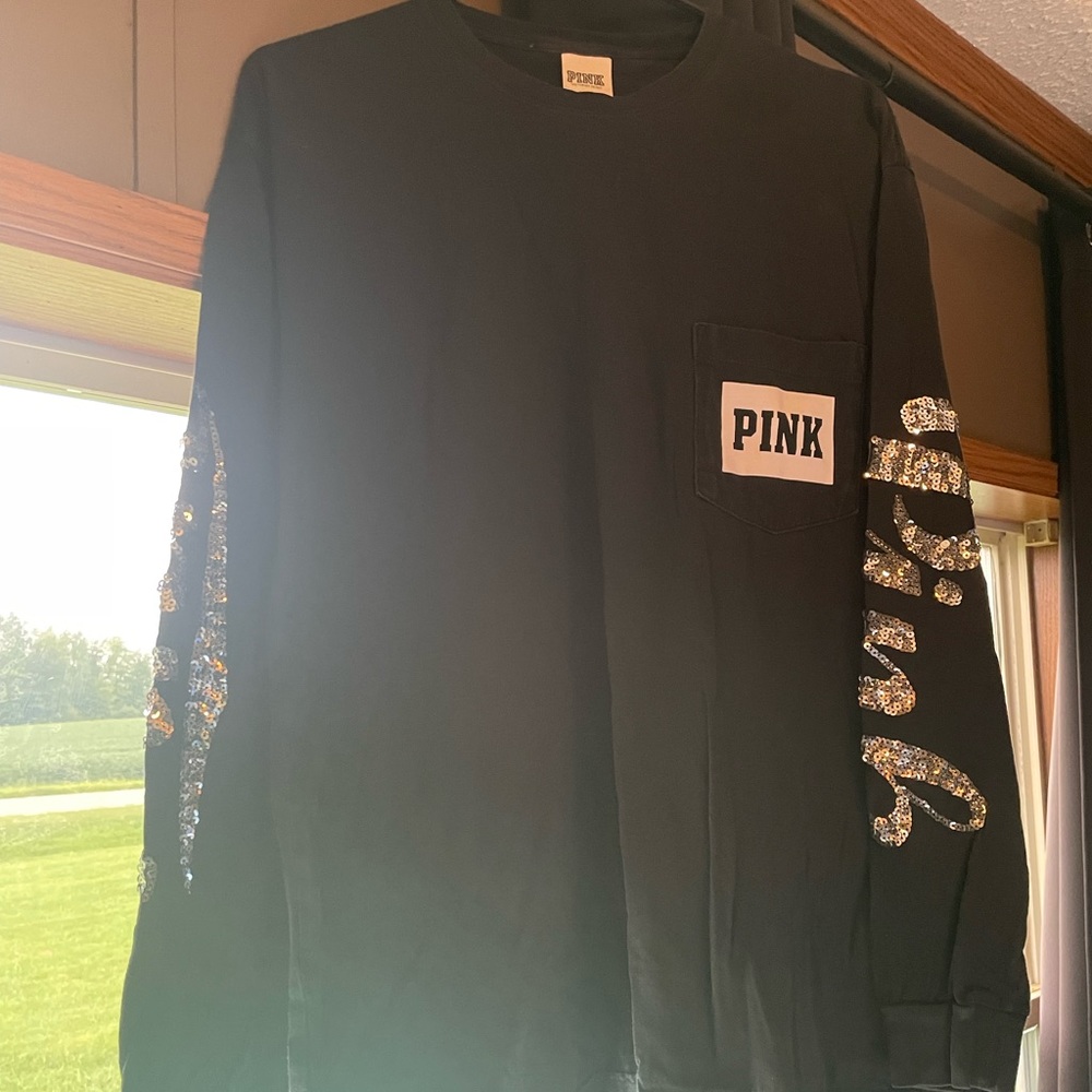PINK Victoria's Secret Black Long Sleeve Tee